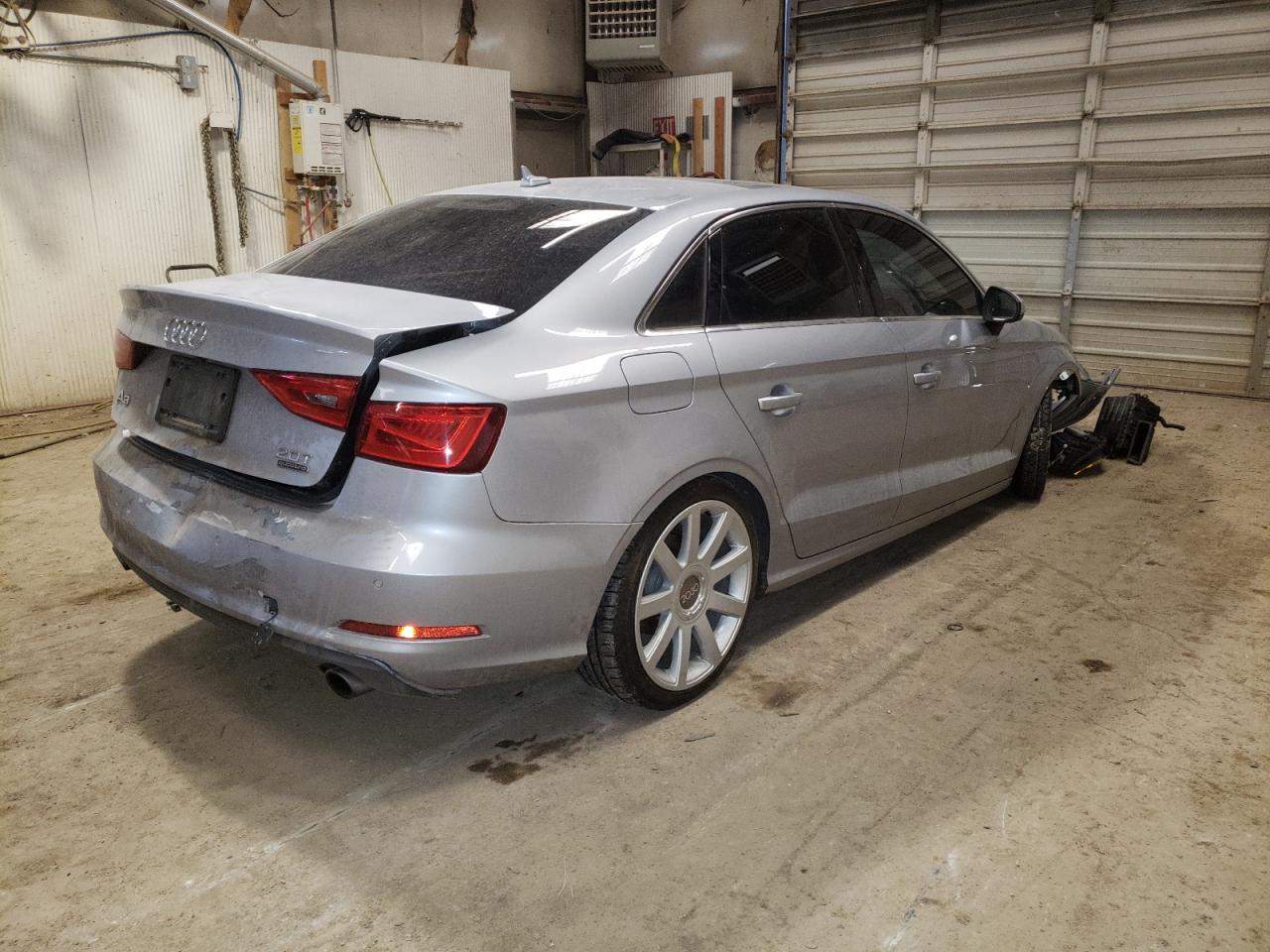 Photo 4 from auction – 2016 AUDI A3 PREMIUM with VIN WAUE8GFF7G1087383