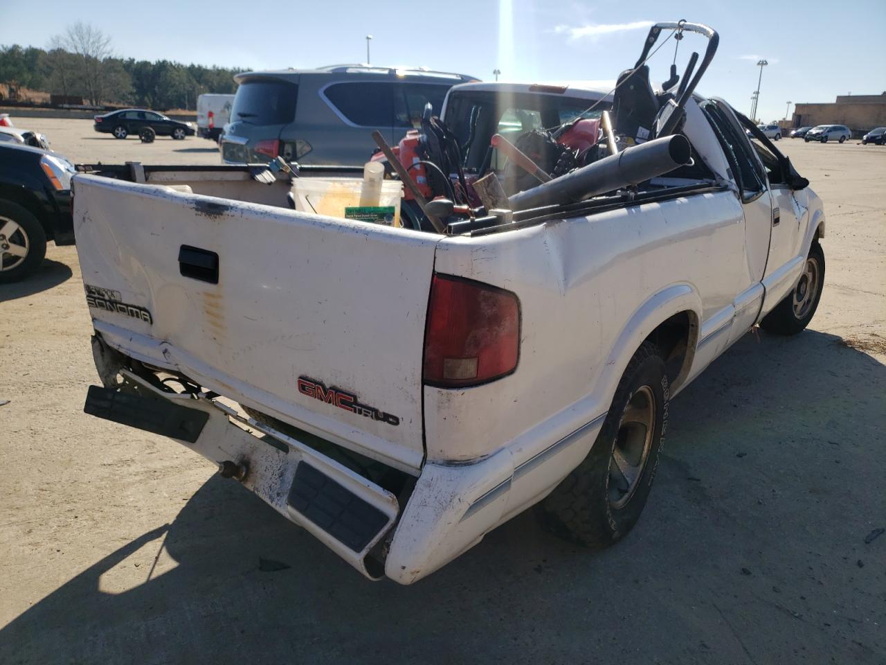 Photo 4 from auction – 1995 GMC SONOMA with VIN 1GTCS1943S8506820