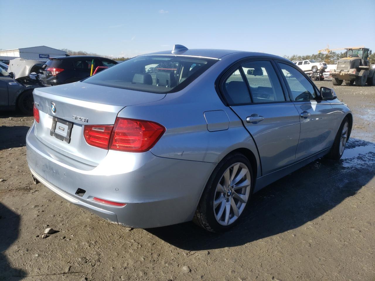 Photo 4 from auction – 2013 BMW 328 I with VIN WBA3A5C59DF600644