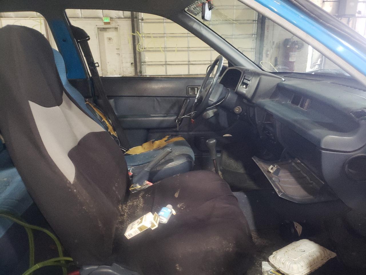 Photo 5 from auction – 1991 GEO METRO XFI with VIN 2C1MS2461M6765492