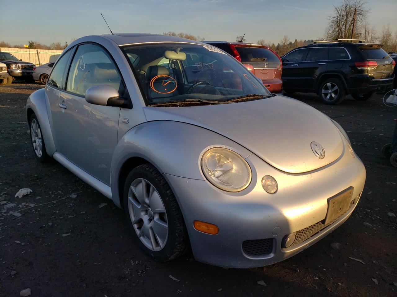 VOLKSWAGEN NEW BEETLE 2002 with VIN 3VWFE21C02M451992 - Photo from auction
