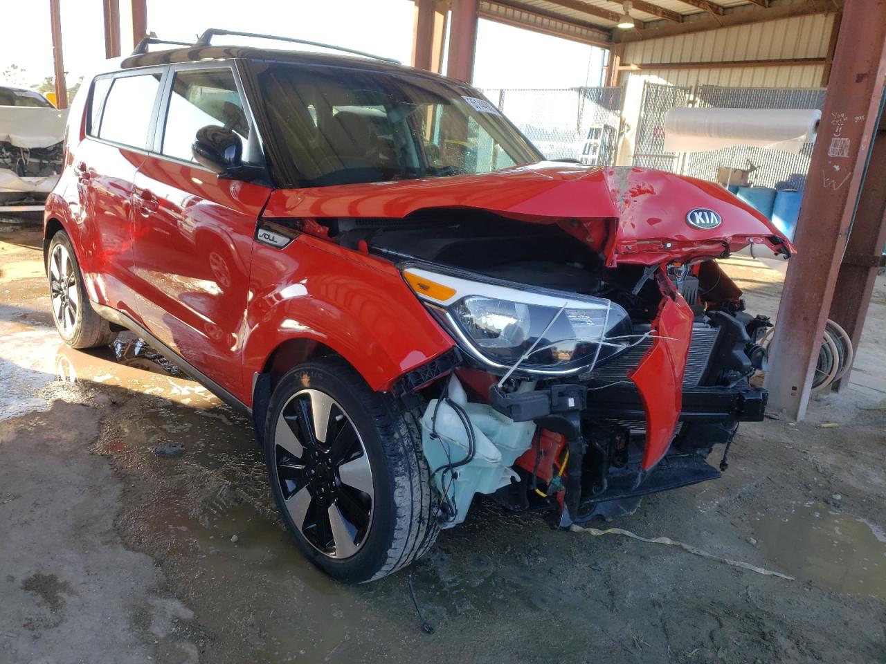 KIA SOUL + 2016 with VIN KNDJP3A5XG7307821 - Photo from auction