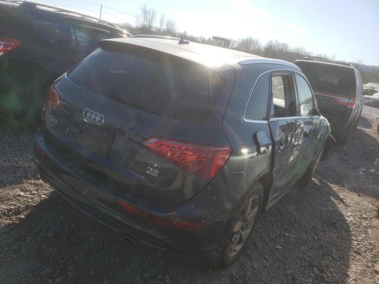 Photo 4 from auction – 2011 AUDI Q5 PREMIUM with VIN WA1DKAFP5BA022475