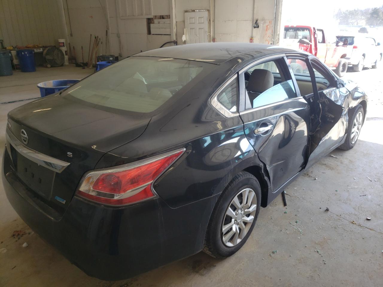 Photo 4 from auction – 2014 NISSAN ALTIMA 2.5 with VIN 1N4AL3AP0EC107960