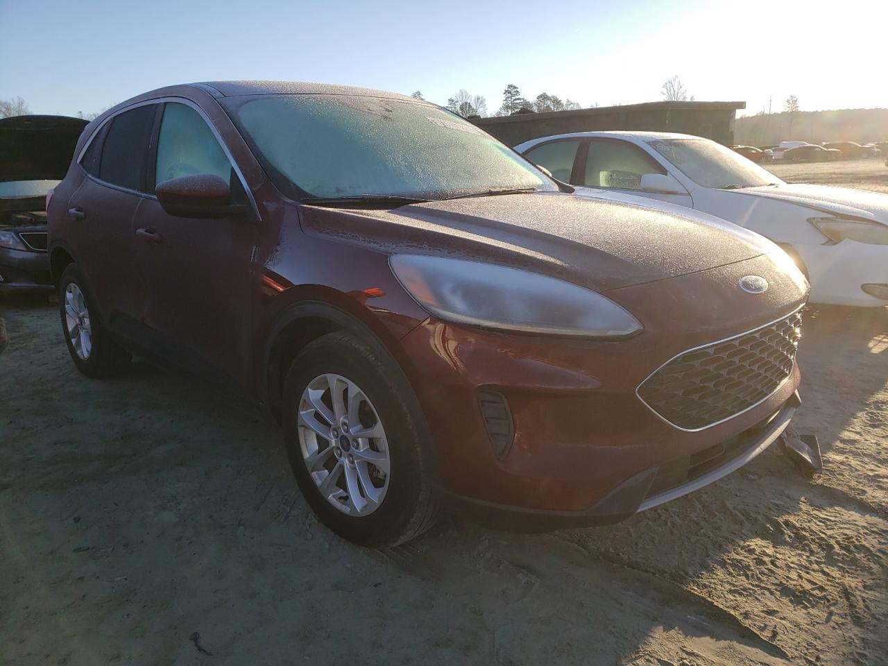 Photo 1 from auction – 2021 FORD ESCAPE SE with VIN 1FMCU0G65MUA50544