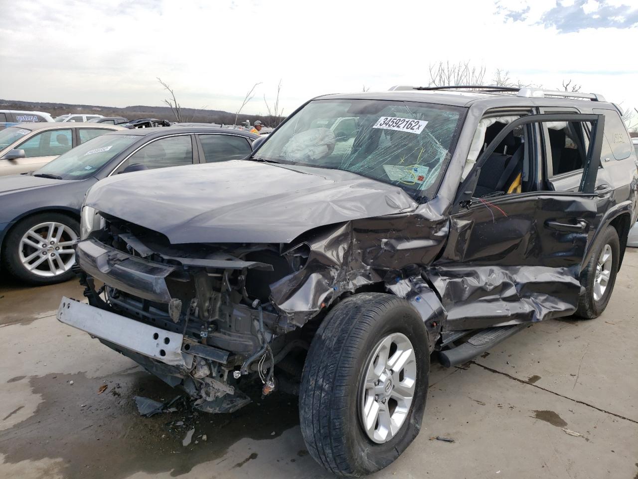 Photo 9 from auction – 2016 TOYOTA 4RUNNER SR with VIN JTEZU5JR2G5111938
