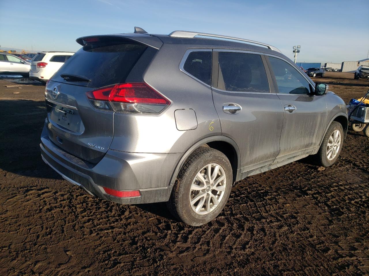 Photo 4 from auction – 2018 NISSAN ROGUE S with VIN KNMAT2MV2JP526717