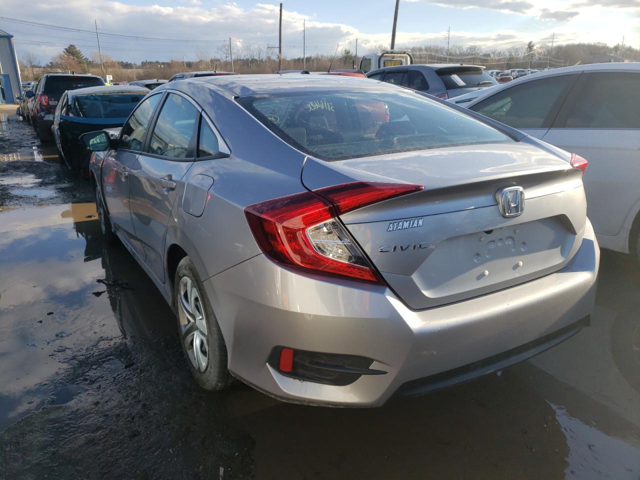 Photo 3 from auction – 2018 HONDA CIVIC LX with VIN 2HGFC2F59JH603334