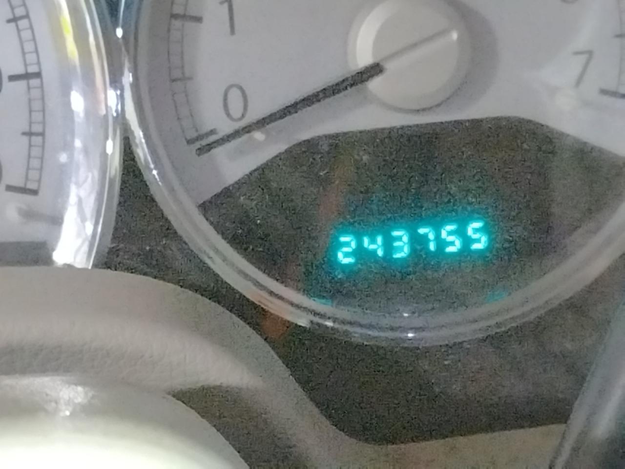 Photo 8 from auction – 2008 CHRYSLER ASPEN LIMI with VIN 1A8HW58238F145801