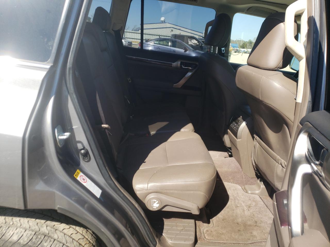 Photo 6 from auction – 2014 LEXUS GX 460 with VIN JTJBM7FX0E5069000