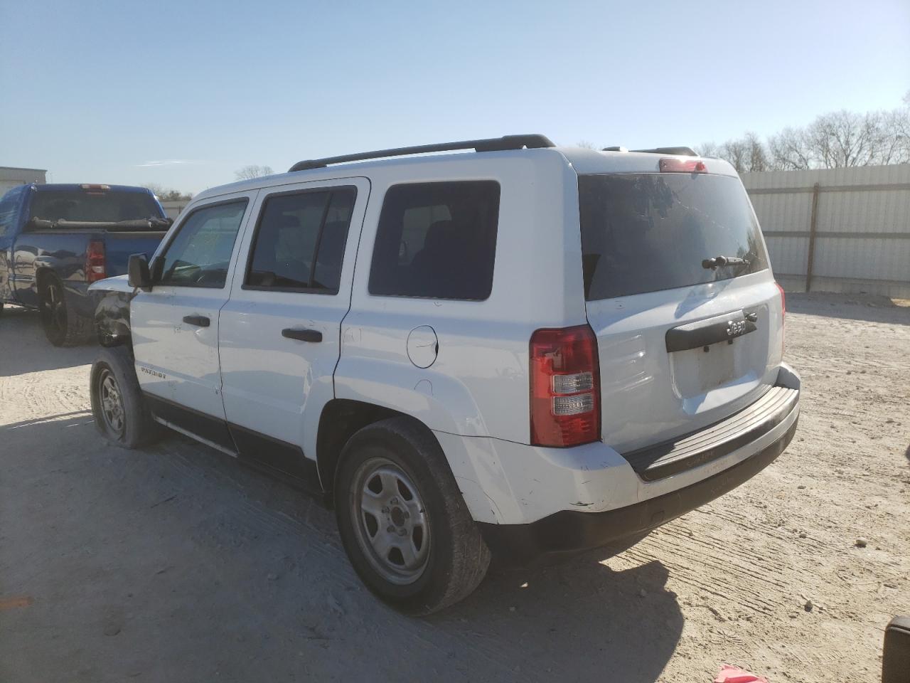 Photo 3 from auction – 2016 JEEP PATRIOT SP with VIN 1C4NJPBB2GD800053