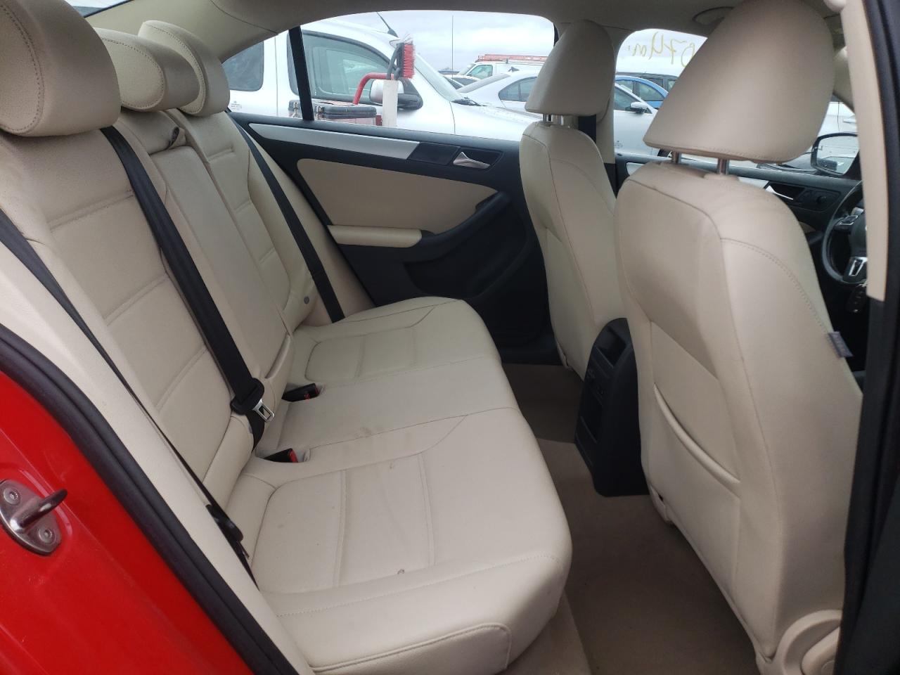 Photo 6 from auction – 2012 VOLKSWAGEN JETTA SEL with VIN 3VWLP7AJ1CM361342