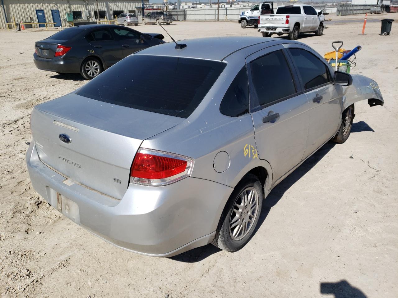 Photo 4 from auction – 2010 FORD FOCUS SE with VIN 1FAHP3FN0AW272135