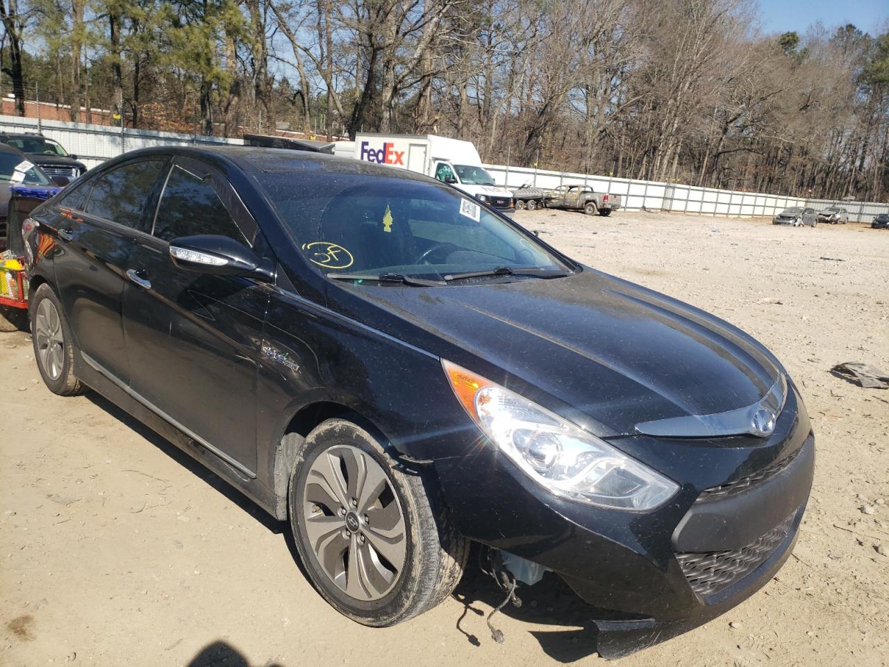HYUNDAI SONATA HYB 2015 with VIN KMHEC4A46FA126481 - Photo from auction