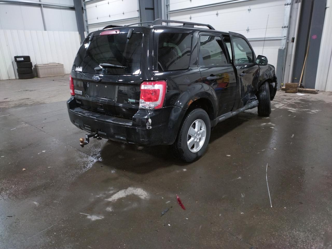 Photo 4 from auction – 2011 FORD ESCAPE XLT with VIN 1FMCU9DGXBKB25121