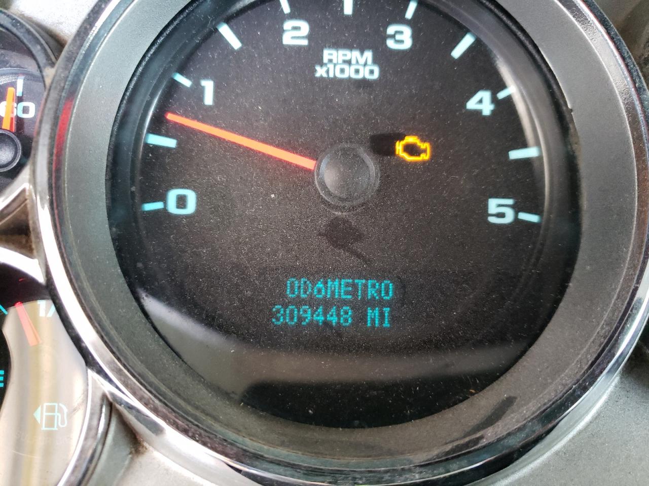 Photo 8 from auction – 2008 CHEVROLET SILVERADO with VIN 1GCJK33688F202657
