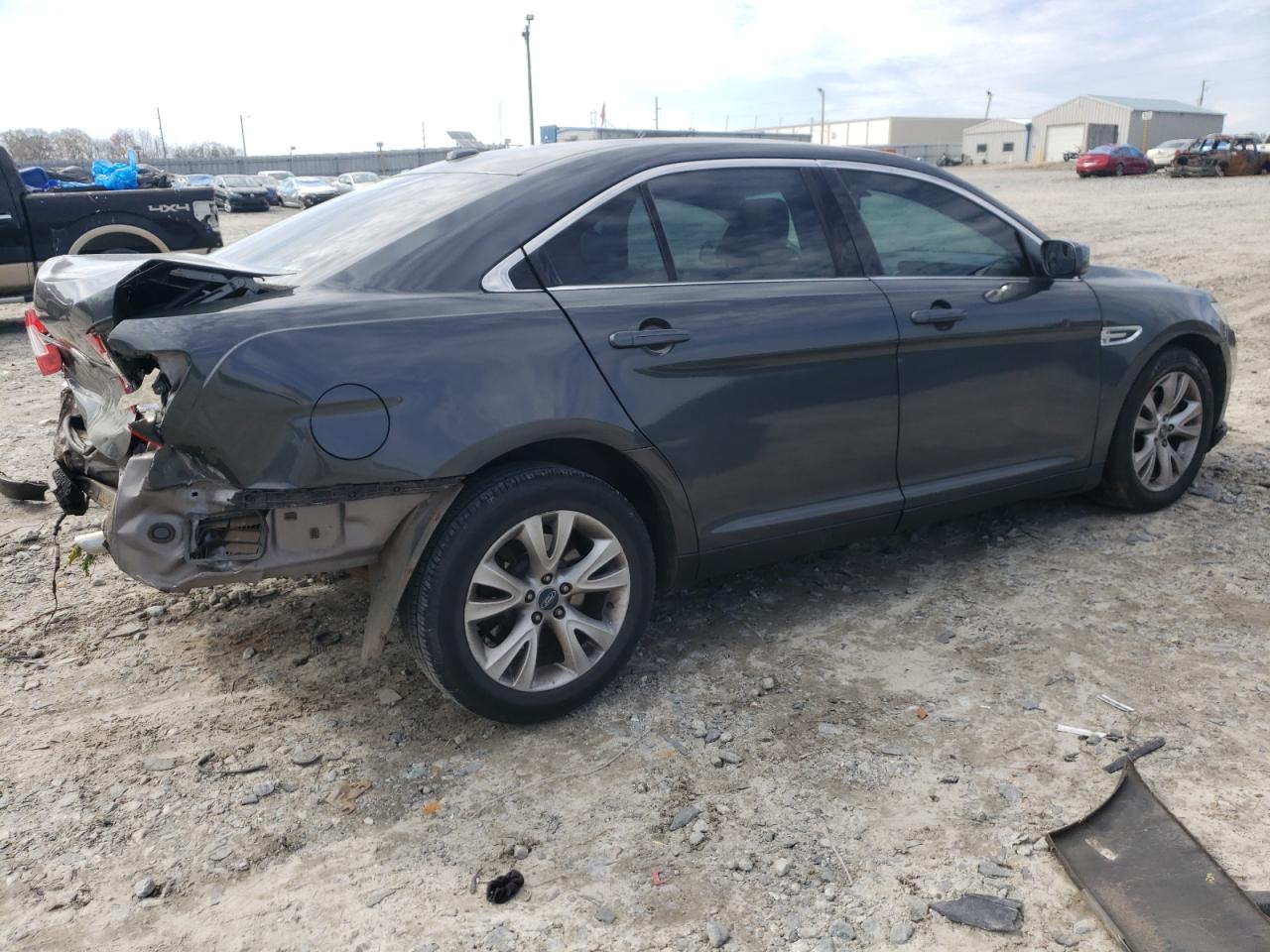 Photo 4 from auction – 2012 FORD TAURUS SEL with VIN 1FAHP2EW9CG124437