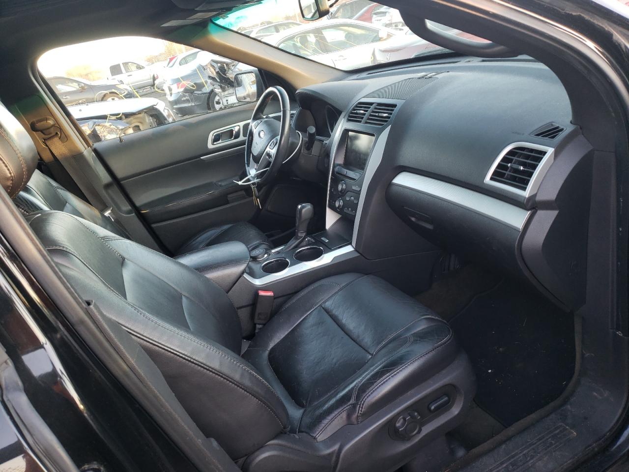 Photo 5 from auction – 2013 FORD EXPLORER X with VIN 1FM5K8D84DGC13153