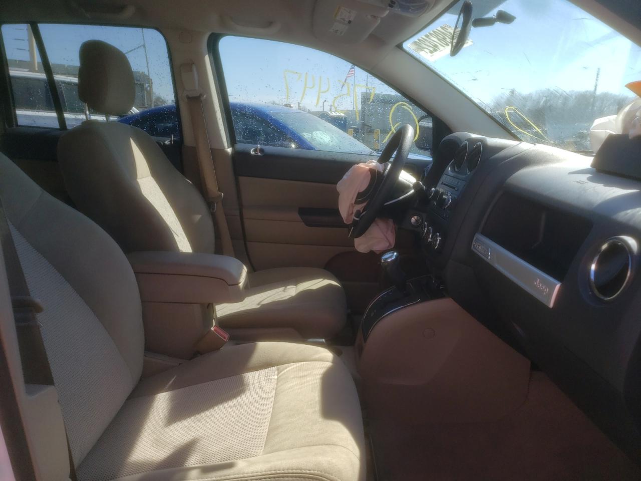 Photo 5 from auction – 2015 JEEP COMPASS SP with VIN 1C4NJCBB6FD420155
