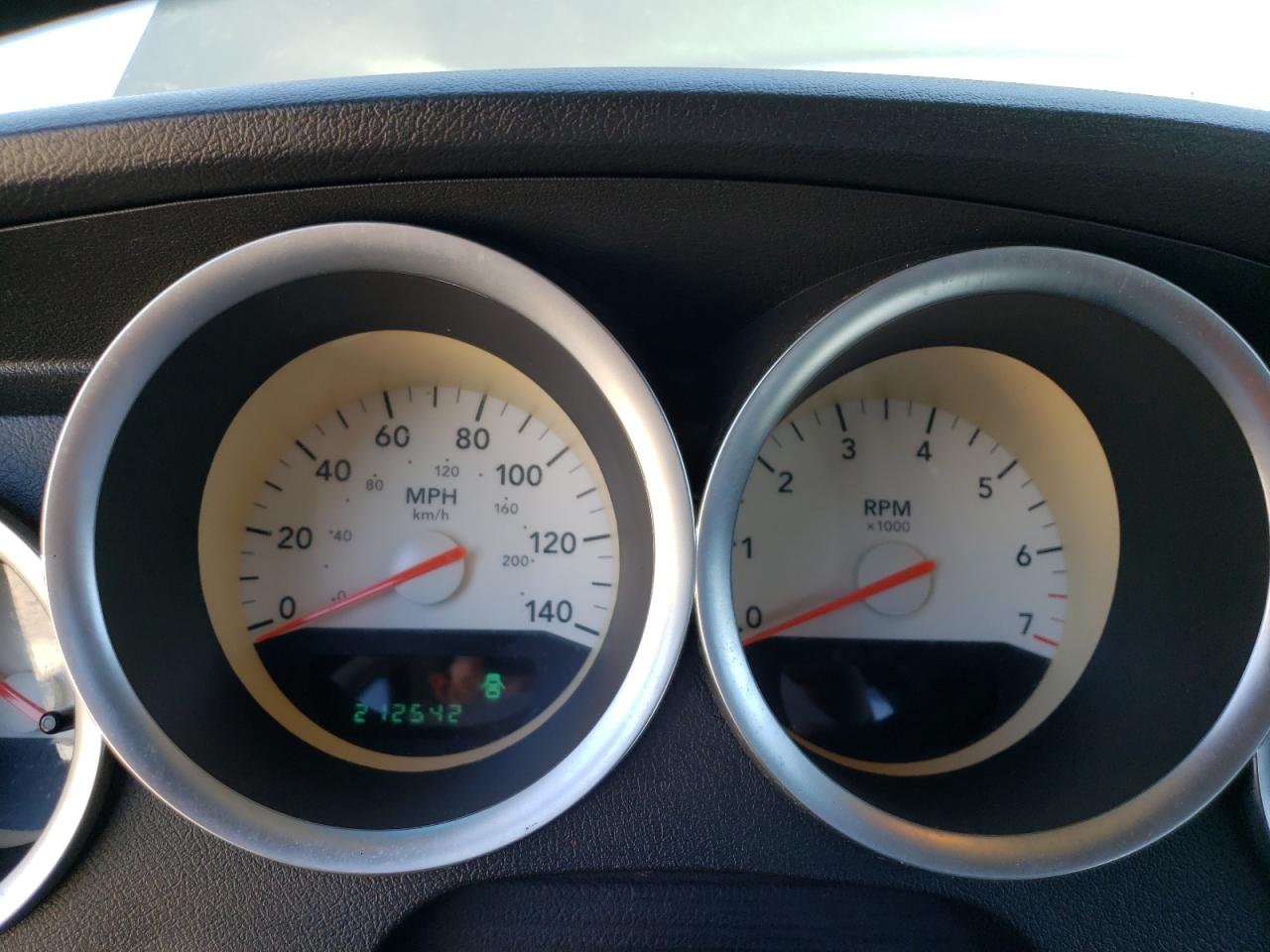 Photo 8 from auction – 2006 DODGE CHARGER SE with VIN 2B3KA43G96H160521