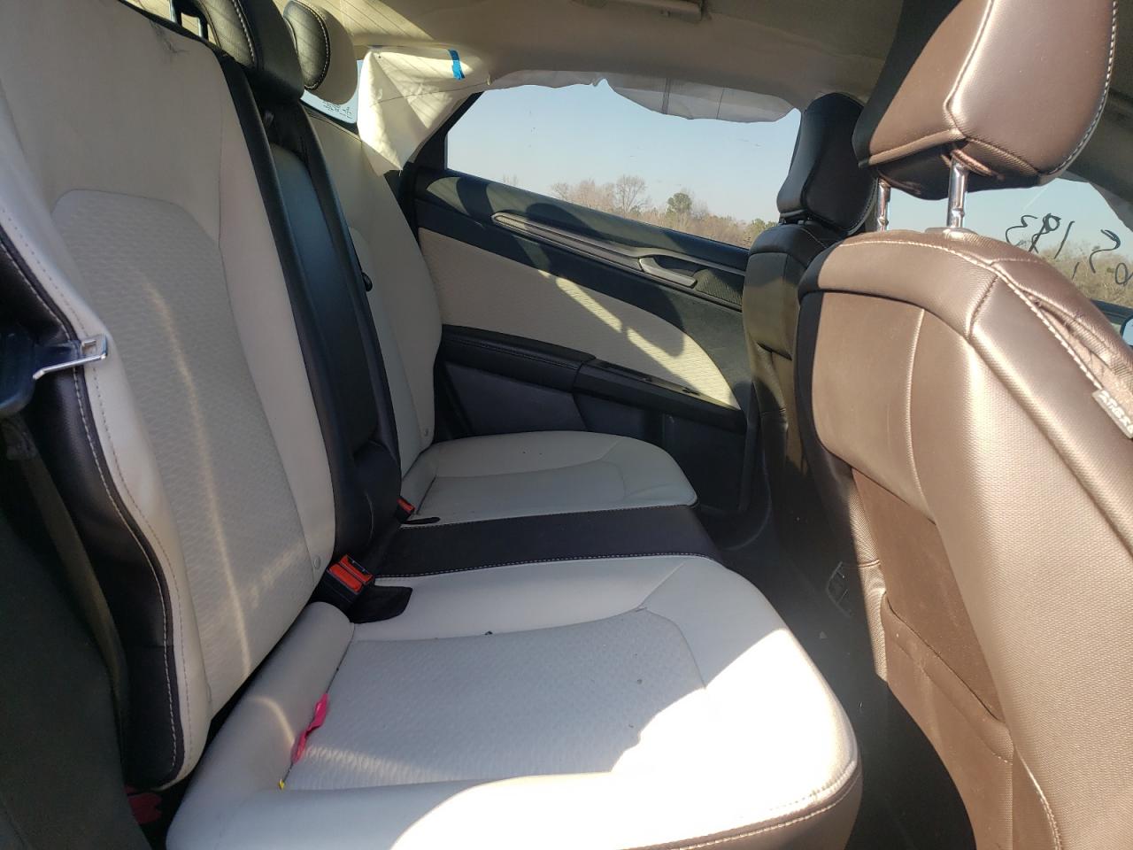 Photo 6 from auction – 2020 FORD FUSION SE with VIN 3FA6P0HD0LR235151