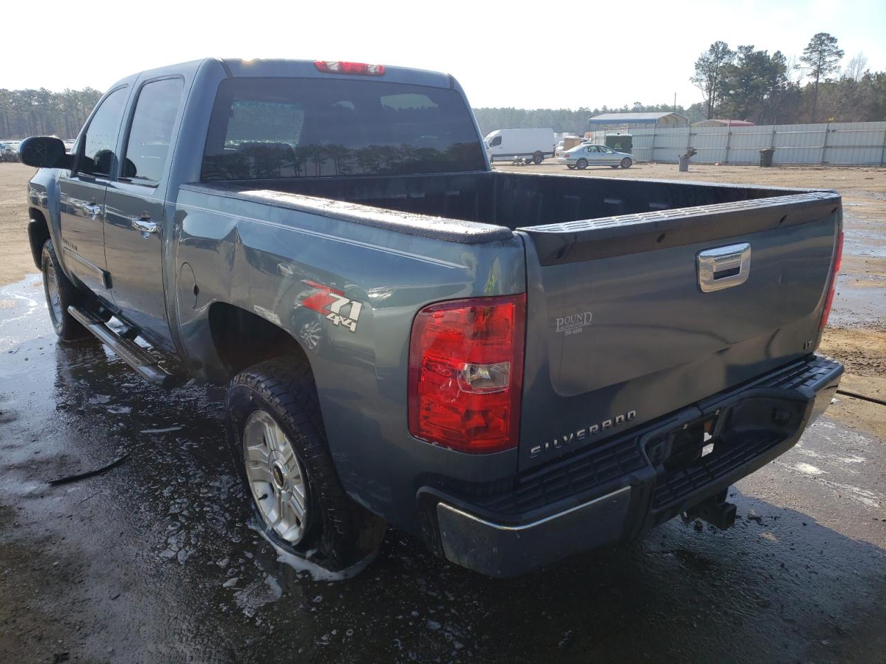 Photo 3 from auction – 2011 CHEVROLET SILVERADO with VIN 3GCPKSE33BG279675