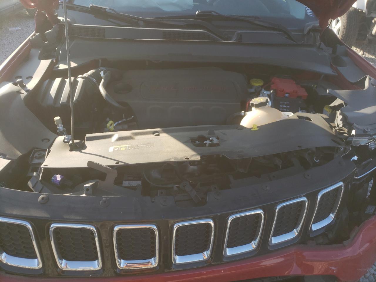 Zdjęcie 7 z aukcji – 2019 JEEP COMPASS LA z VIN 3C4NJCBB1KT652151