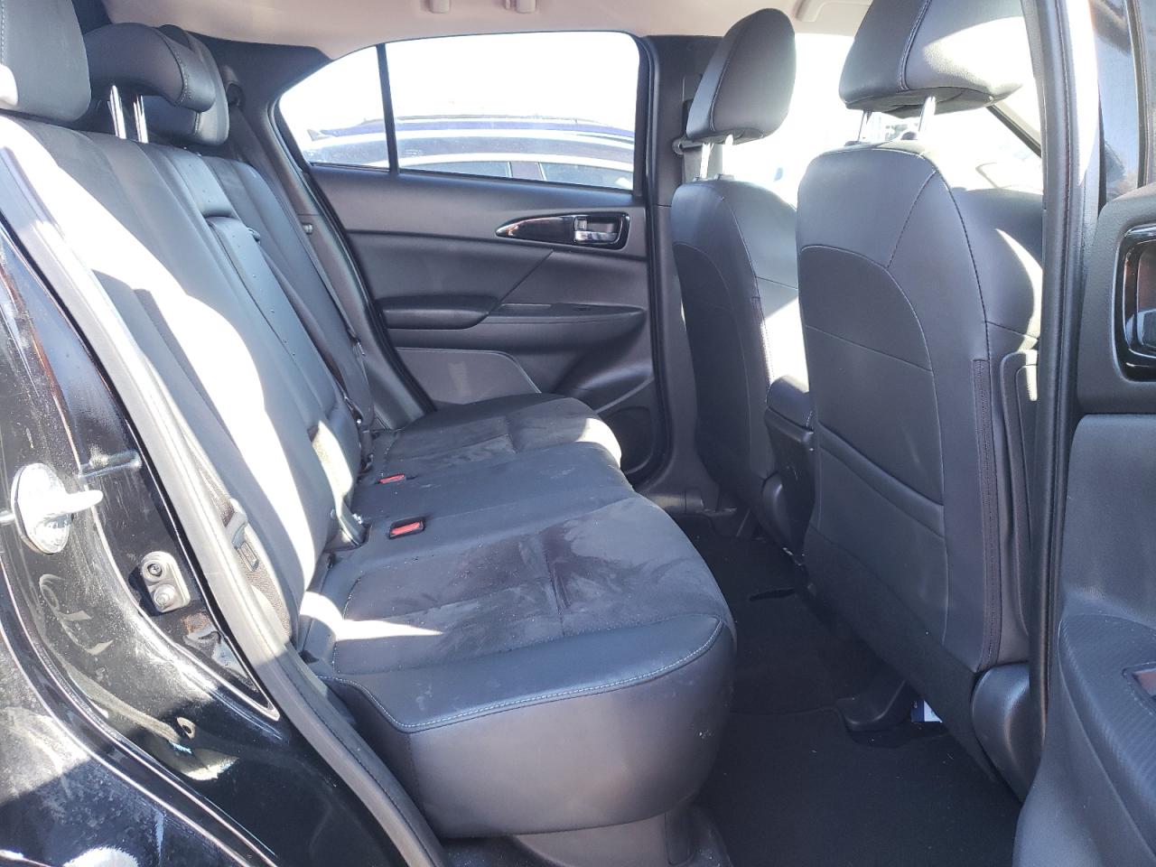 Photo 6 from auction – 2022 MITSUBISHI ECLIPSE CR with VIN JA4ASWAA8NZ004268