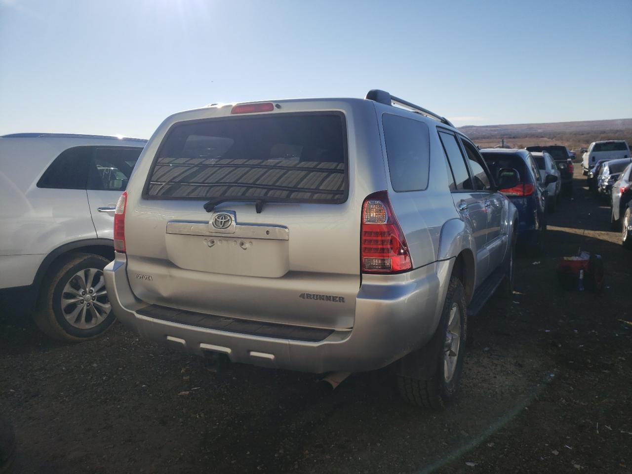 Photo 4 from auction – 2006 TOYOTA 4RUNNER SR with VIN JTEBU14R168055963