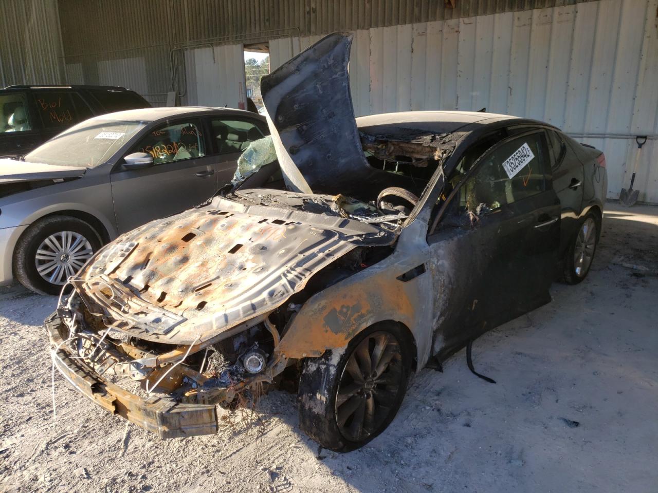 Photo 2 from auction – 2015 KIA OPTIMA SX with VIN 5XXGR4A62FG395689