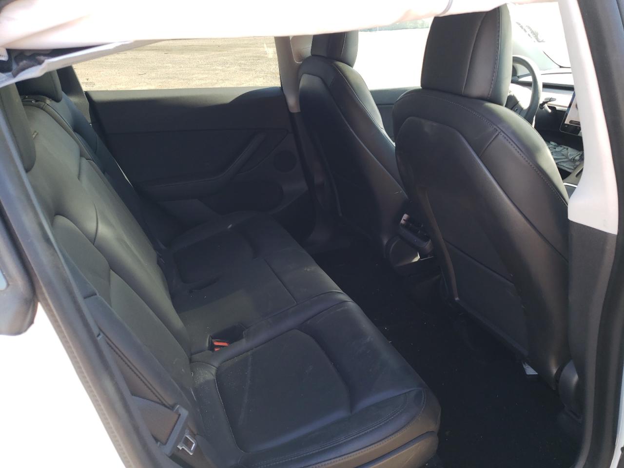 Photo 6 from auction – 2021 TESLA MODEL Y with VIN 5YJYGAEE2MF150658
