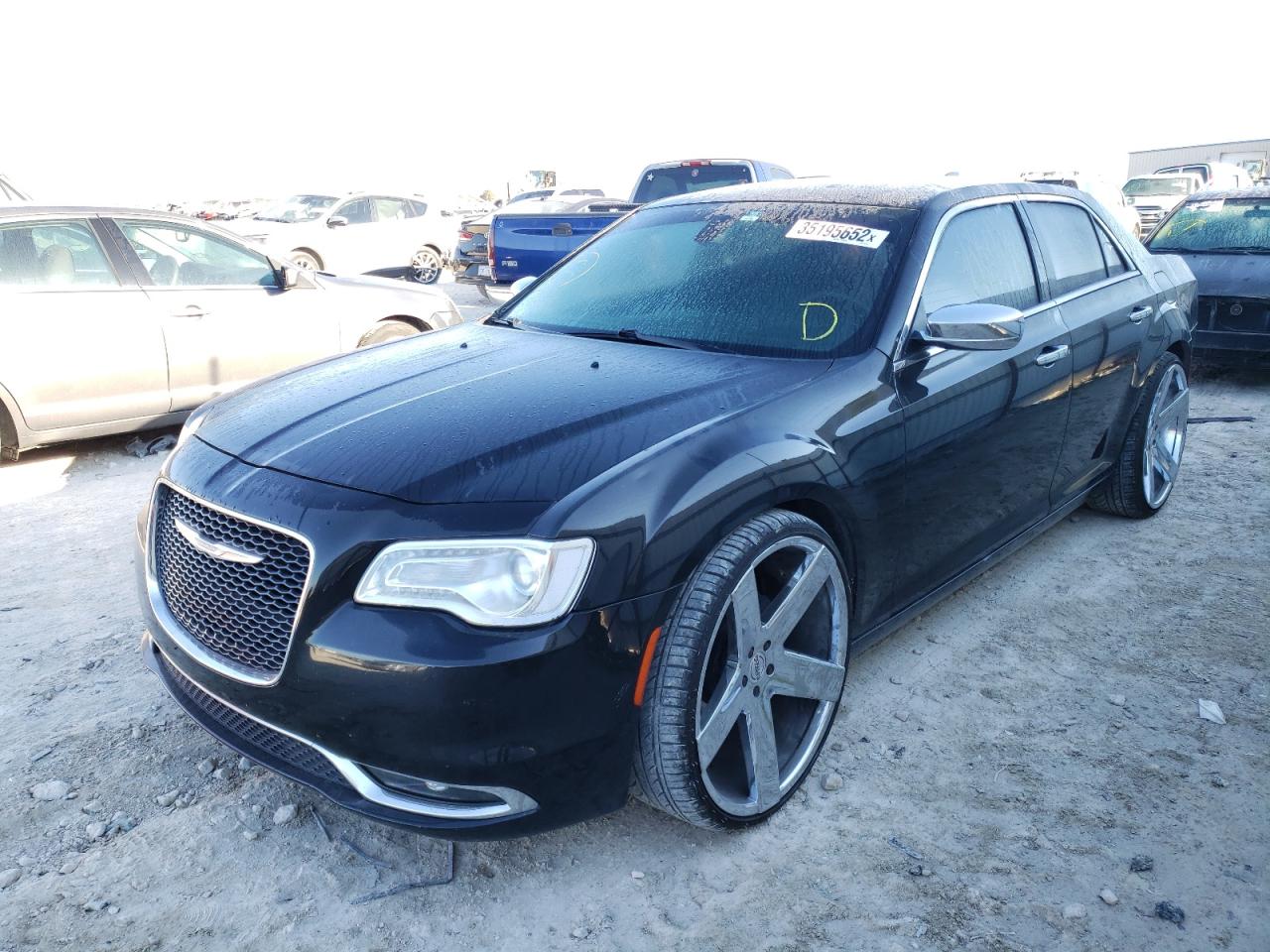 Photo 2 from auction – 2018 CHRYSLER 300 LIMITE with VIN 2C3CCAEG6JH194132