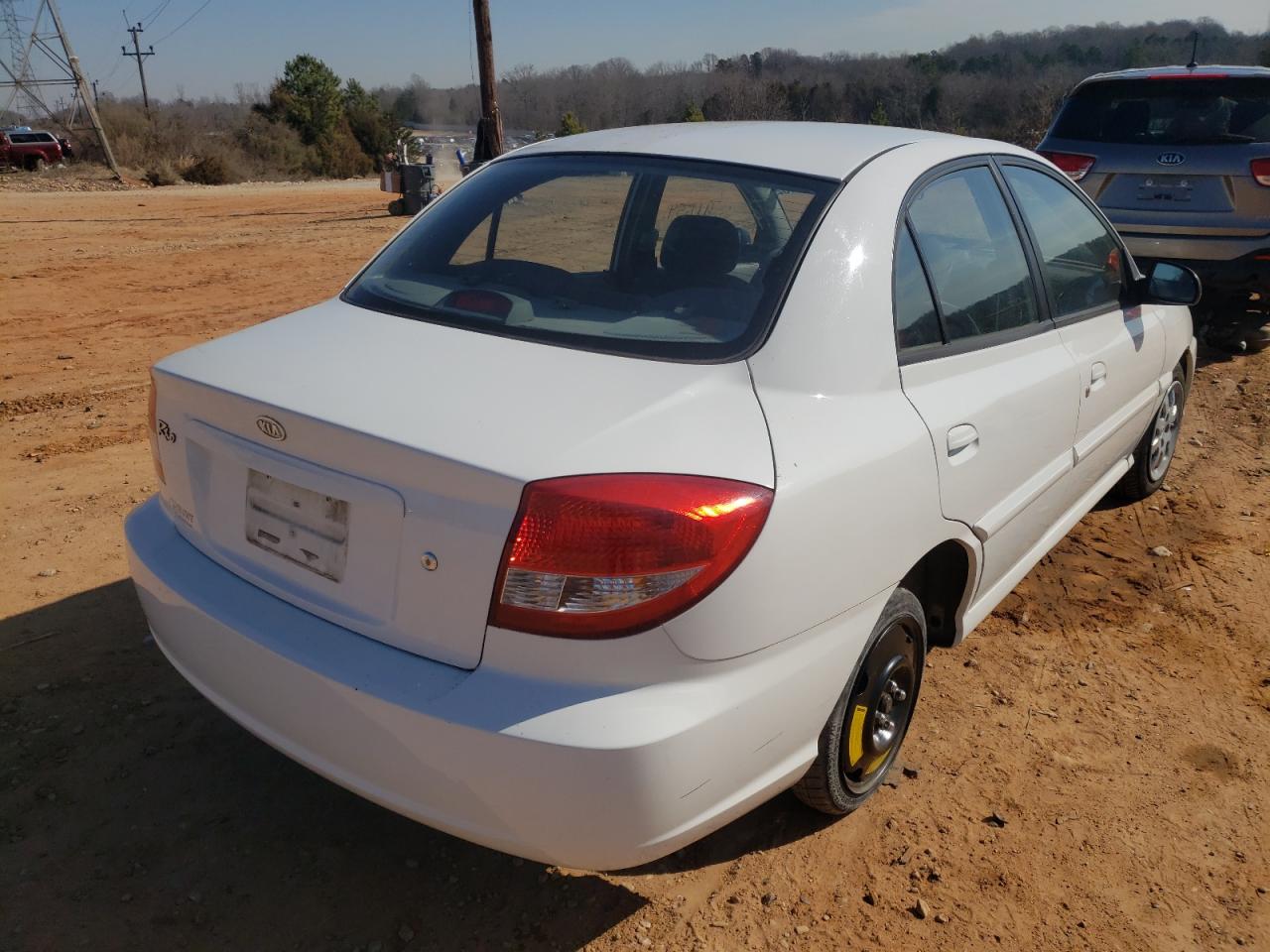 Photo 4 from auction – 2005 KIA RIO with VIN KNADC125856398969
