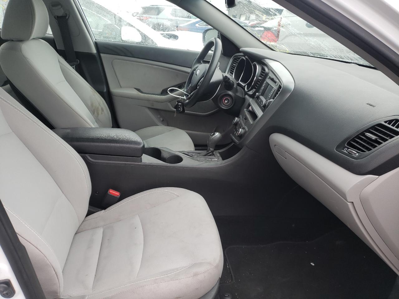Photo 5 from auction – 2013 KIA OPTIMA LX with VIN 5XXGM4A71DG211525