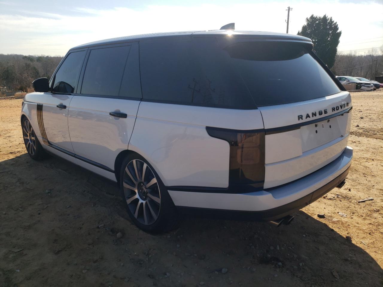 Photo 3 from auction – 2017 LAND ROVER RANGE ROVE with VIN SALGW3FE9HA326086