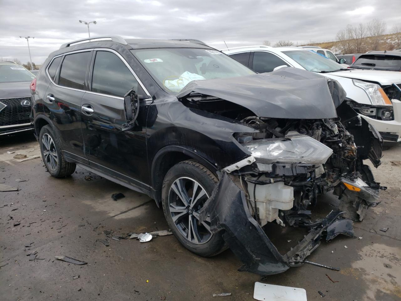 NISSAN ROGUE S 2019 with VIN 5N1AT2MVXKC762648 - Photo from auction