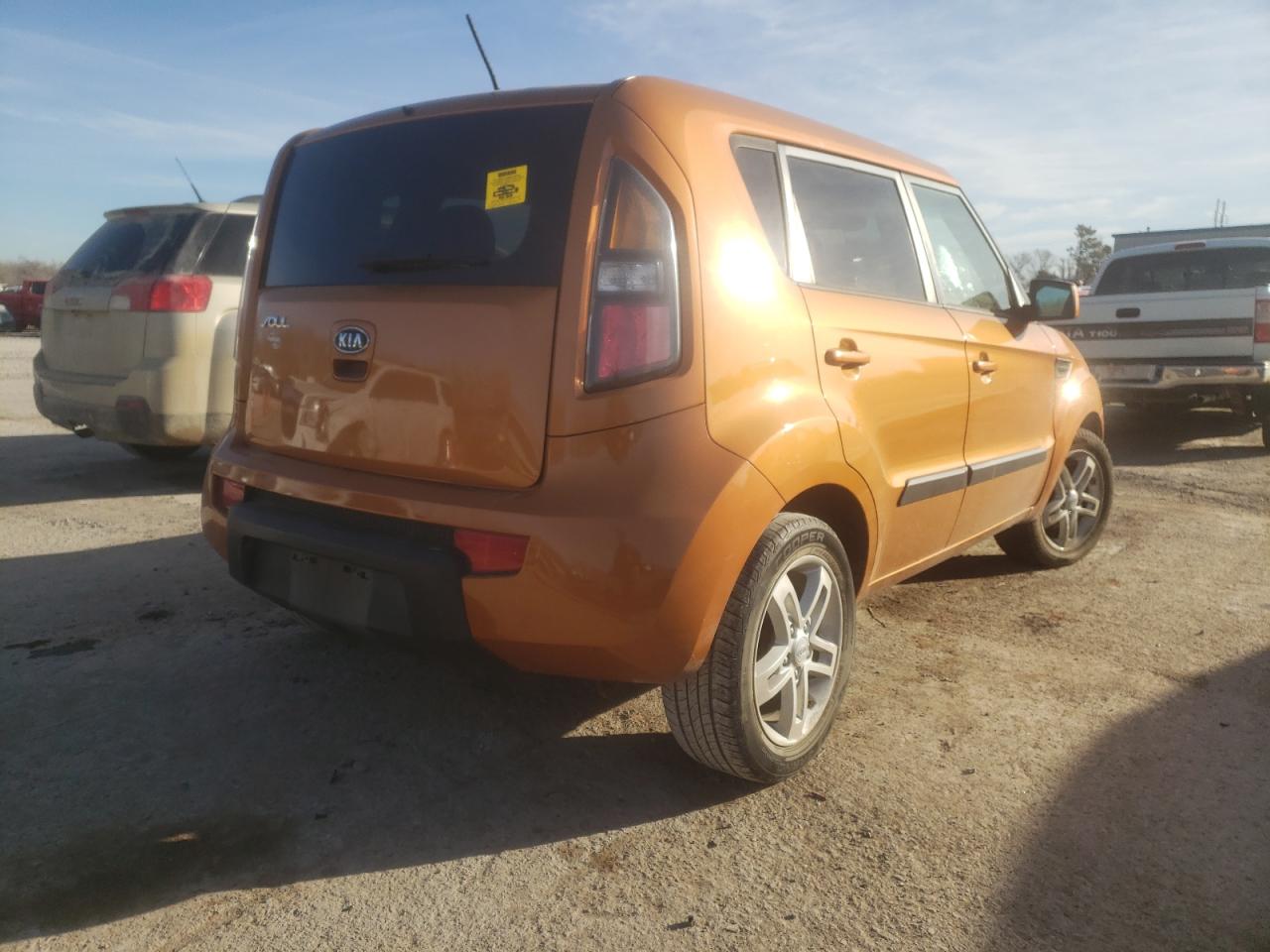 Photo 4 from auction – 2011 KIA SOUL + with VIN KNDJT2A24B7198132