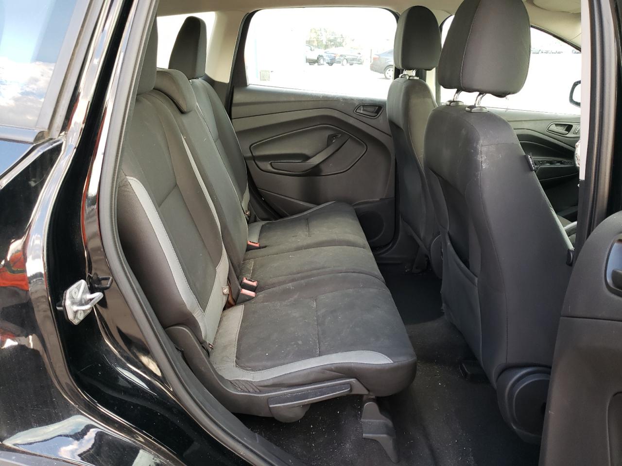 Photo 6 from auction – 2016 FORD ESCAPE S with VIN 1FMCU0F73GUC35660