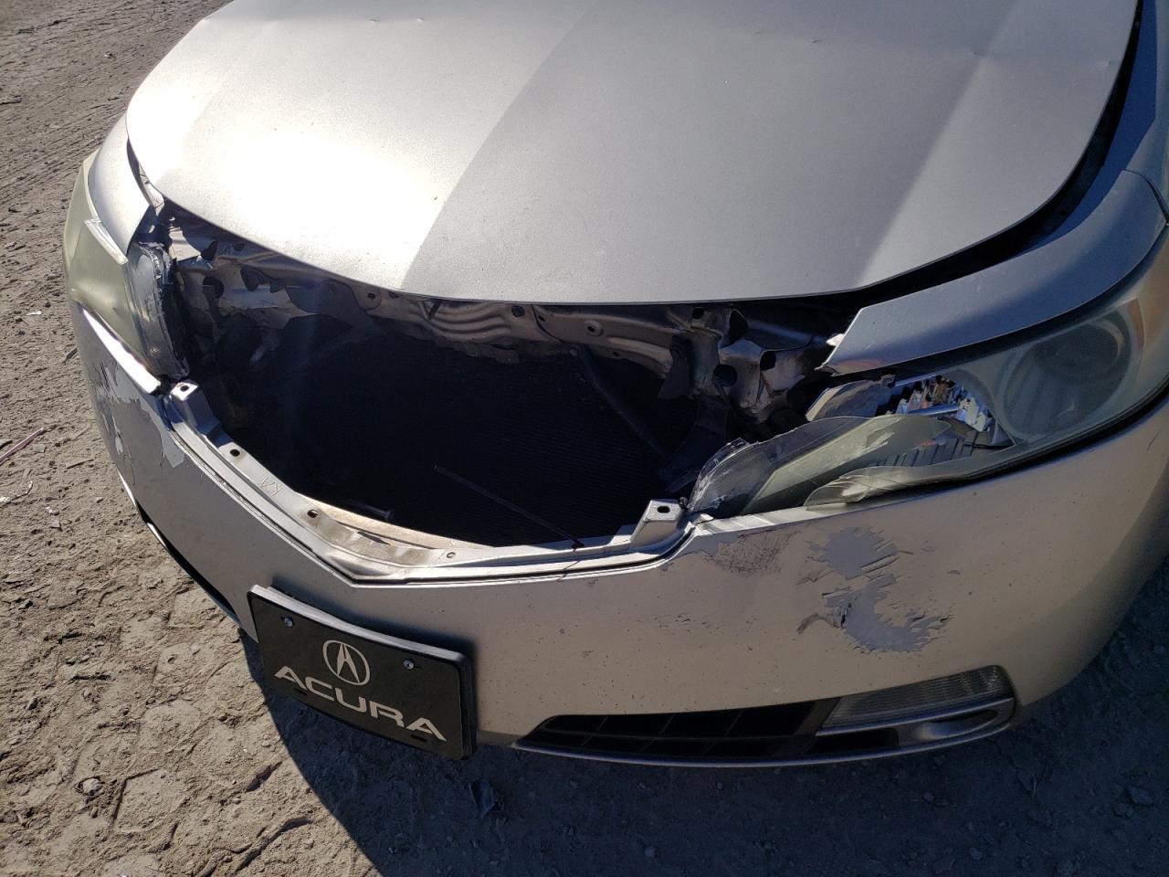 Photo 9 from auction – 2010 ACURA TL with VIN 19UUA9F54AA004393