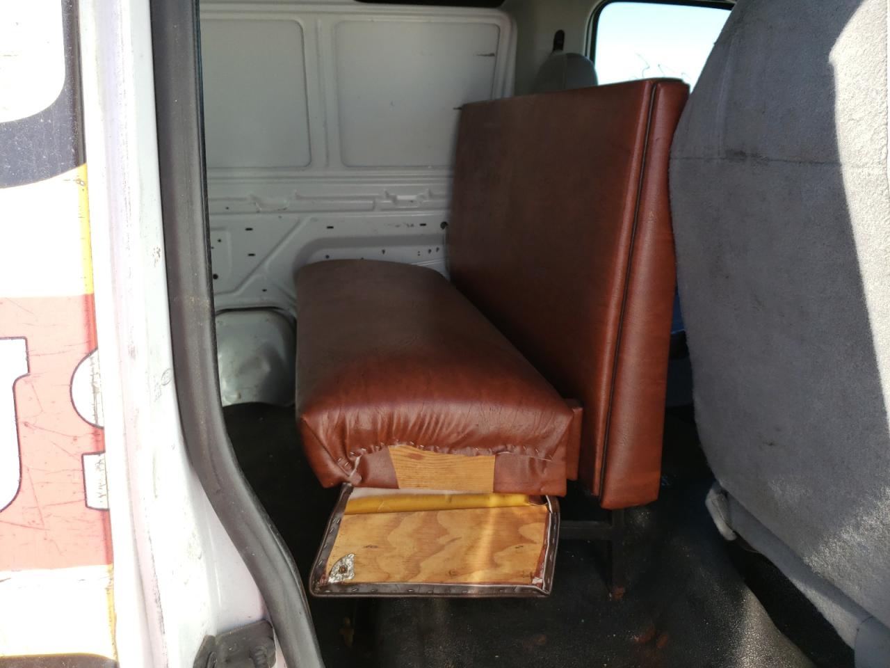 Photo 6 from auction – 2006 FORD ECONOLINE with VIN 1FTRE14W56DA39309