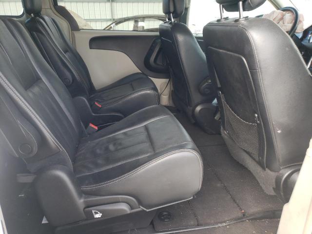 Photo 6 from auction – 2012 CHRYSLER TOWN & COU with VIN 2C4RC1BG9CR282115