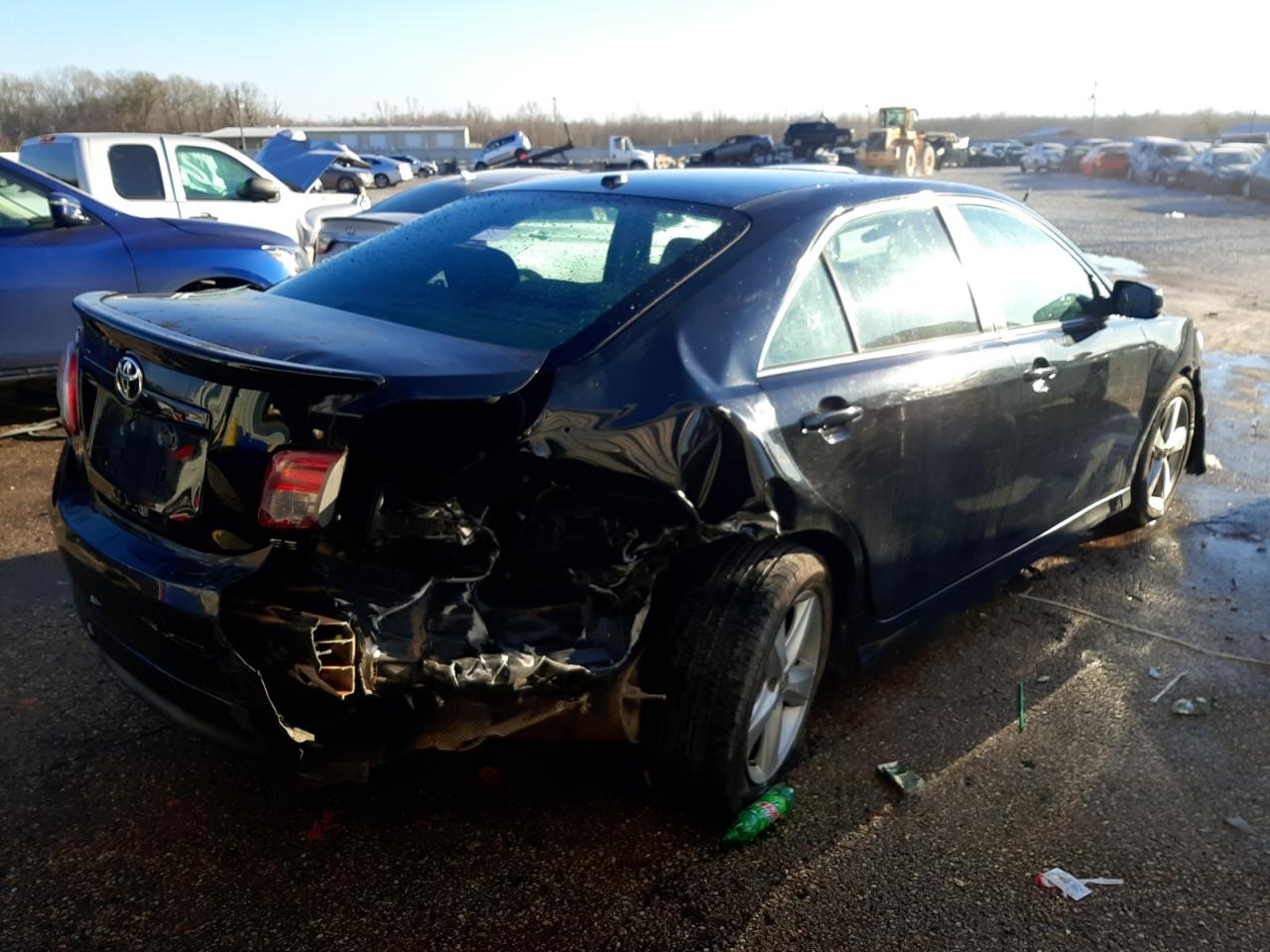 صورة رقم 4 من المزاد - 2011 TOYOTA CAMRY BASE مع VIN 4T1BF3EK7BU674088