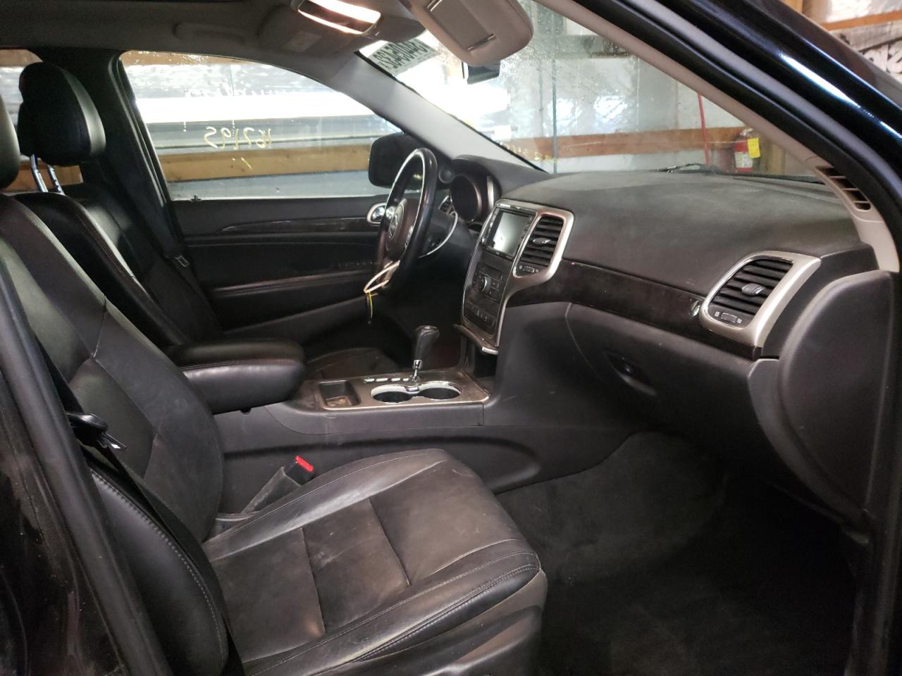 Photo 5 from auction – 2012 JEEP GRAND CHER with VIN 1C4RJFAG8CC332340