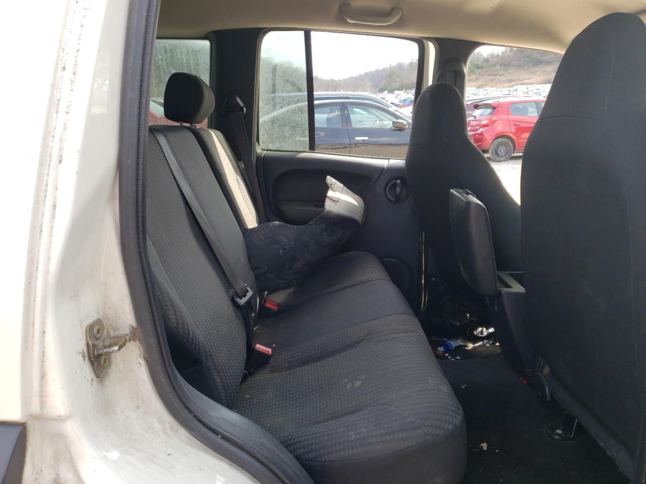 Photo 6 from auction – 2004 JEEP LIBERTY with VIN 1J4GL48K94W152049