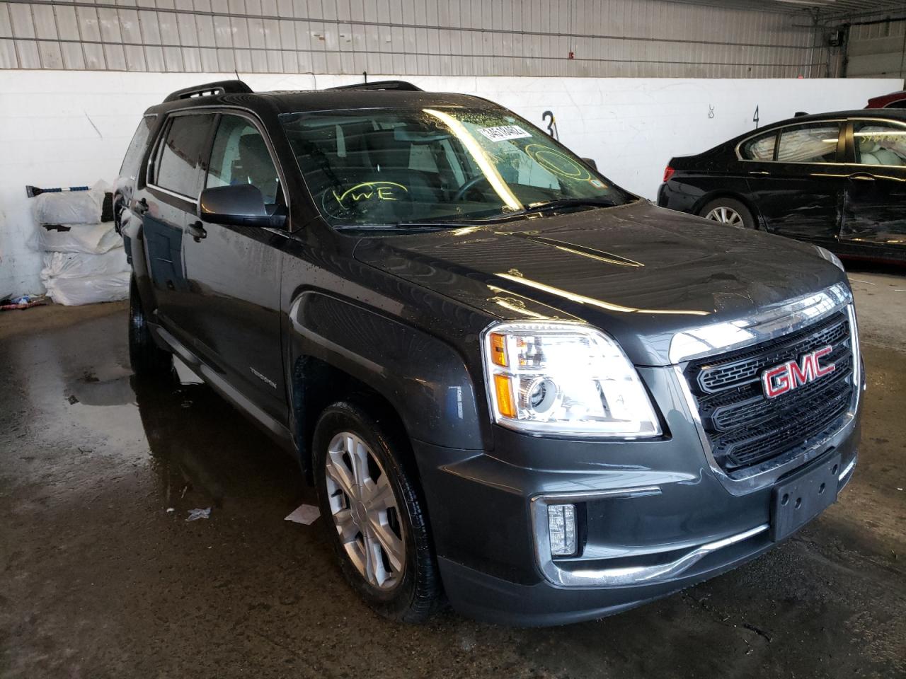GMC TERRAIN SL 2017 with VIN 2GKFLTEK2H6349245 - Photo from auction