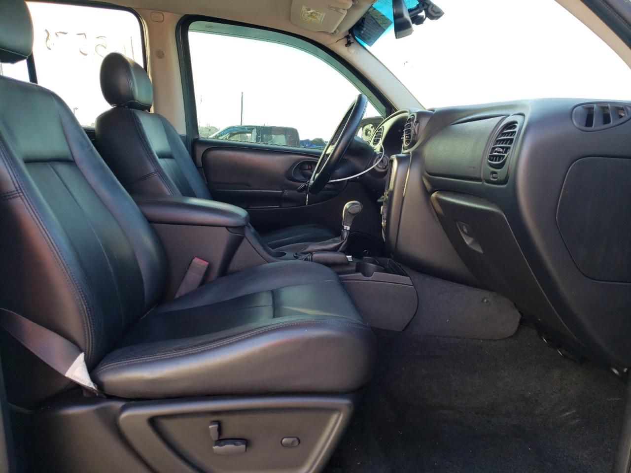 Photo 5 from auction – 2008 CHEVROLET TRAILBLAZE with VIN 1GNDS13S182174374