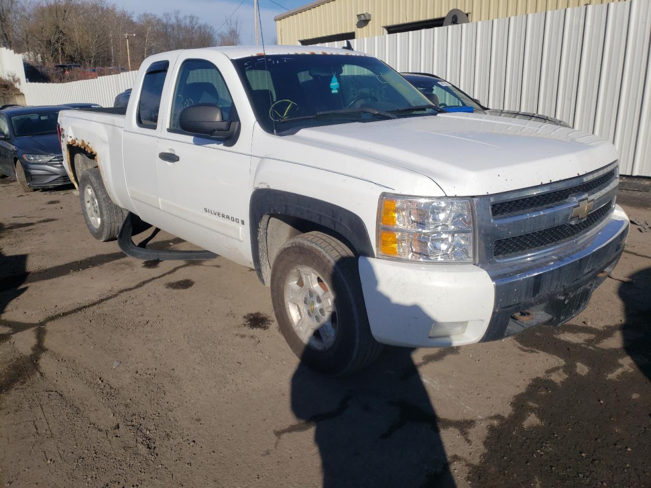 CHEVROLET SILVERADO 2008 with VIN 2GCEK19J681246553 - Photo from auction