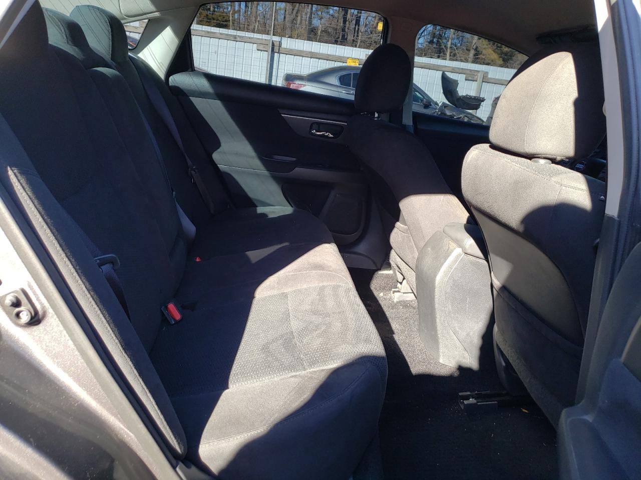 Photo 6 from auction – 2015 NISSAN ALTIMA 2.5 with VIN 1N4AL3AP5FC208025