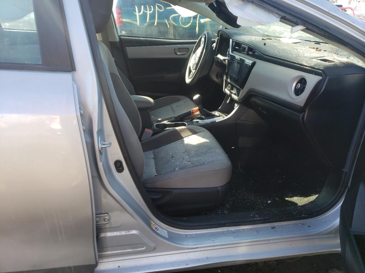 Photo 5 from auction – 2018 TOYOTA COROLLA L with VIN 2T1BURHE6JC034484