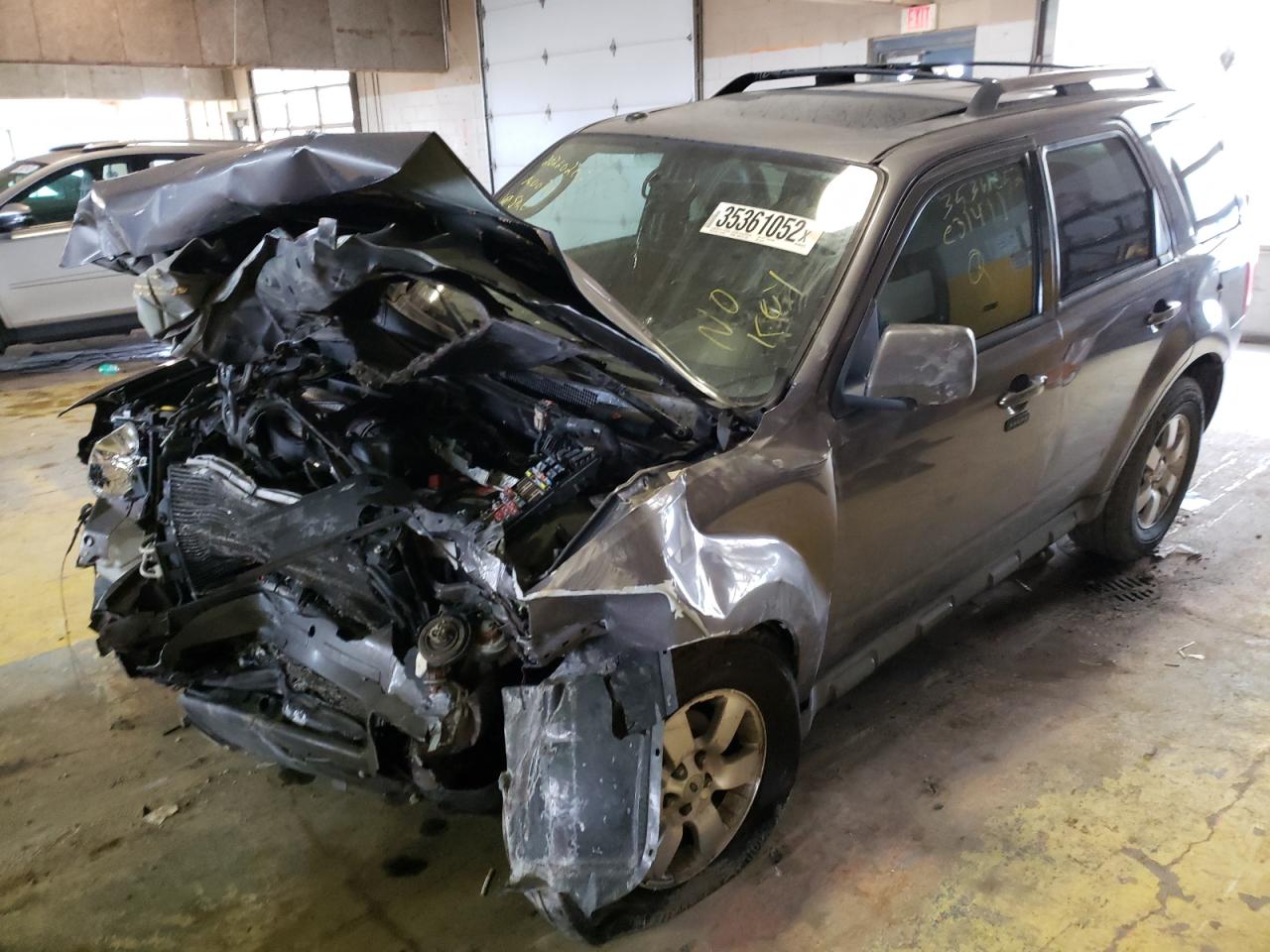 Photo 2 from auction – 2009 FORD ESCAPE LIM with VIN 1FMCU04G49KC31411
